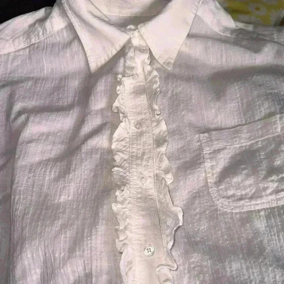 Caily22 size large white 100 % cotton ruffle front long sleeve button down. - Picture 5 of 12